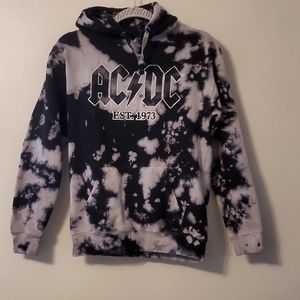 Graphic tye dye heavyweight hoodie